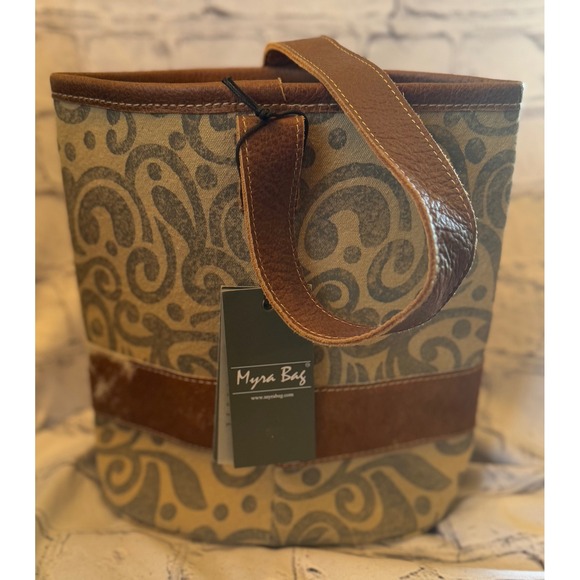 Myra Bag Handbags - Myra Wine Bag Canvas Leather Southwestern Scroll Print Bucket Bag NWT